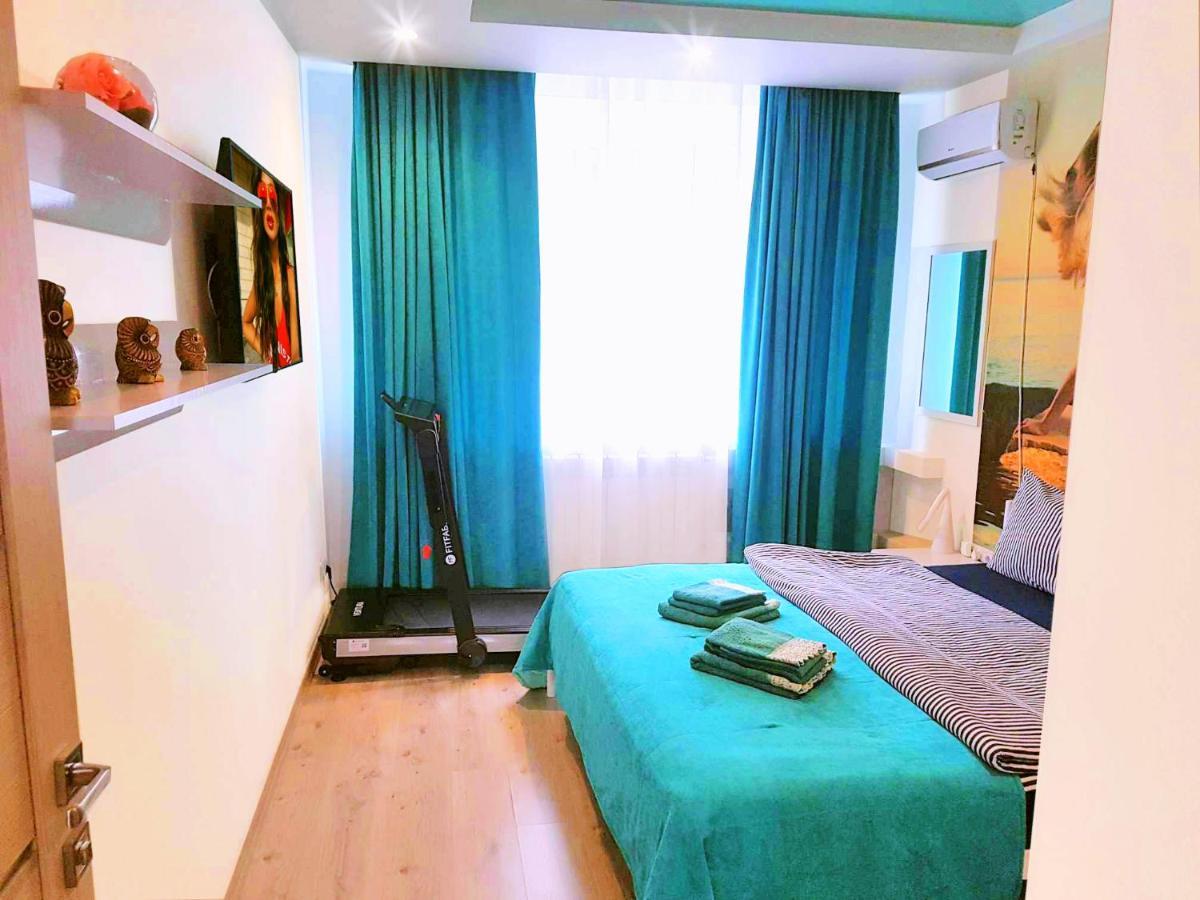 Big Jacuzzi , Sauna , Khreshchatyk Apartments كييف المظهر الخارجي الصورة