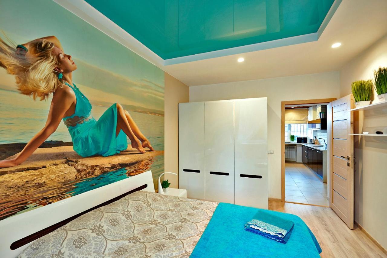 Big Jacuzzi , Sauna , Khreshchatyk Apartments كييف المظهر الخارجي الصورة