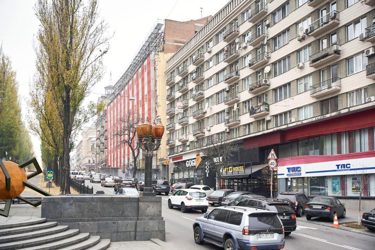 Big Jacuzzi , Sauna , Khreshchatyk Apartments كييف المظهر الخارجي الصورة